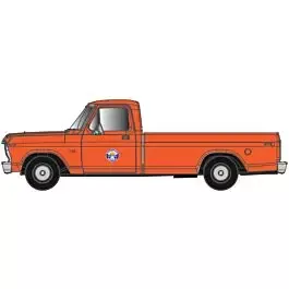 1973 Ford(R) F-100 Pickup Truck 2-Pack - Assembled -- Southern Pacific (orange)