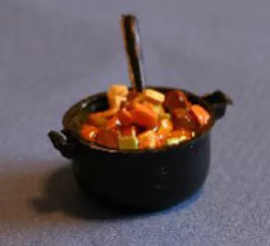 RAINDROP MINIATURES - 1" Scale Dollhouse Miniature - Stew In Pot (99)